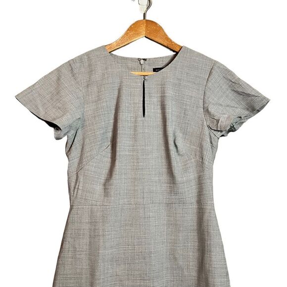 Banana Republic grey wool blend short sleeve dress - Picture 2 of 11